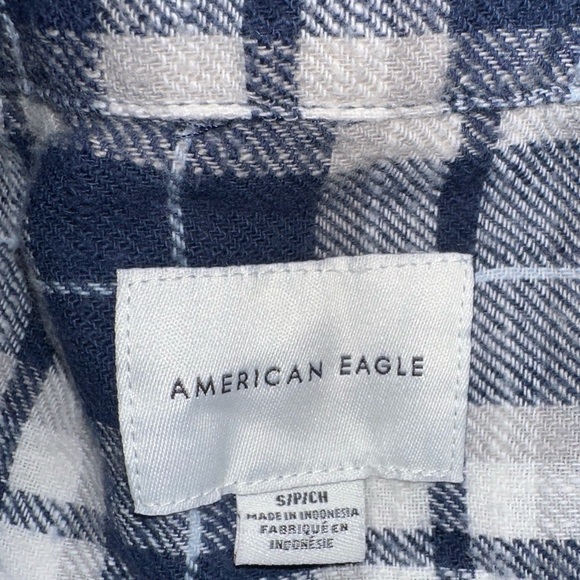 Womens American Eagle Oversized Flannel - Picture 2 of 2